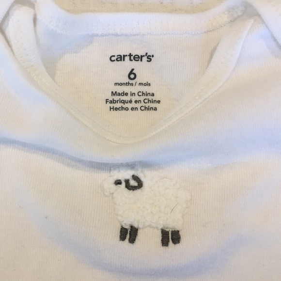 Carter’s Onesie Bundle (SET OF 3) - Picture 8 of 11